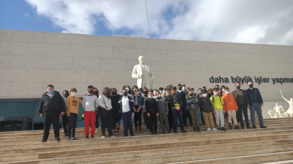 Okulumuz Öğrencilerinin Etimesgut Belediyesi Türk Tarih Parkı ve Müzesi Ziyareti